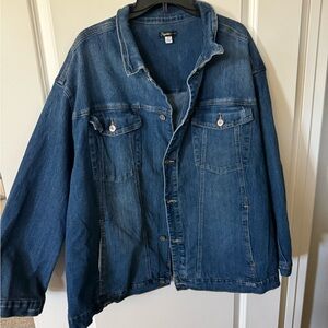 Blue Jean Jacket with Relaxed Fit and Topstitching 2x